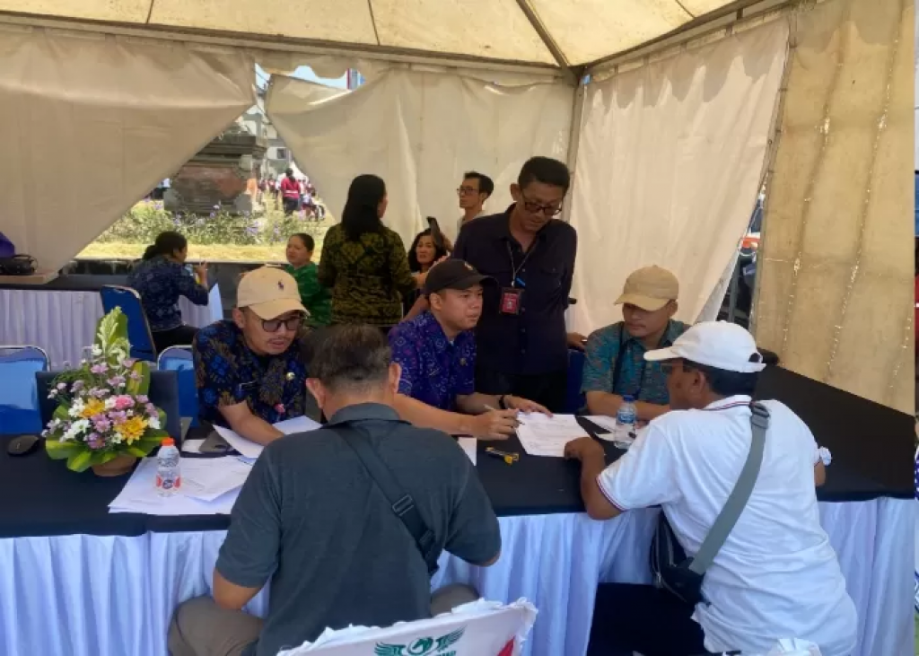 Pesta Rakyat HUT ke-14 Mangupura, Bapenda Buka Stand Pelayanan PBB-P2 dan BPHTB